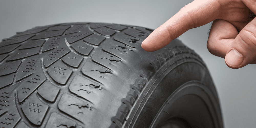 9 Signs That Your Car Needs New Tyres