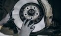 7 Top Signs That Indicates to Replace Your Car Brake Pads